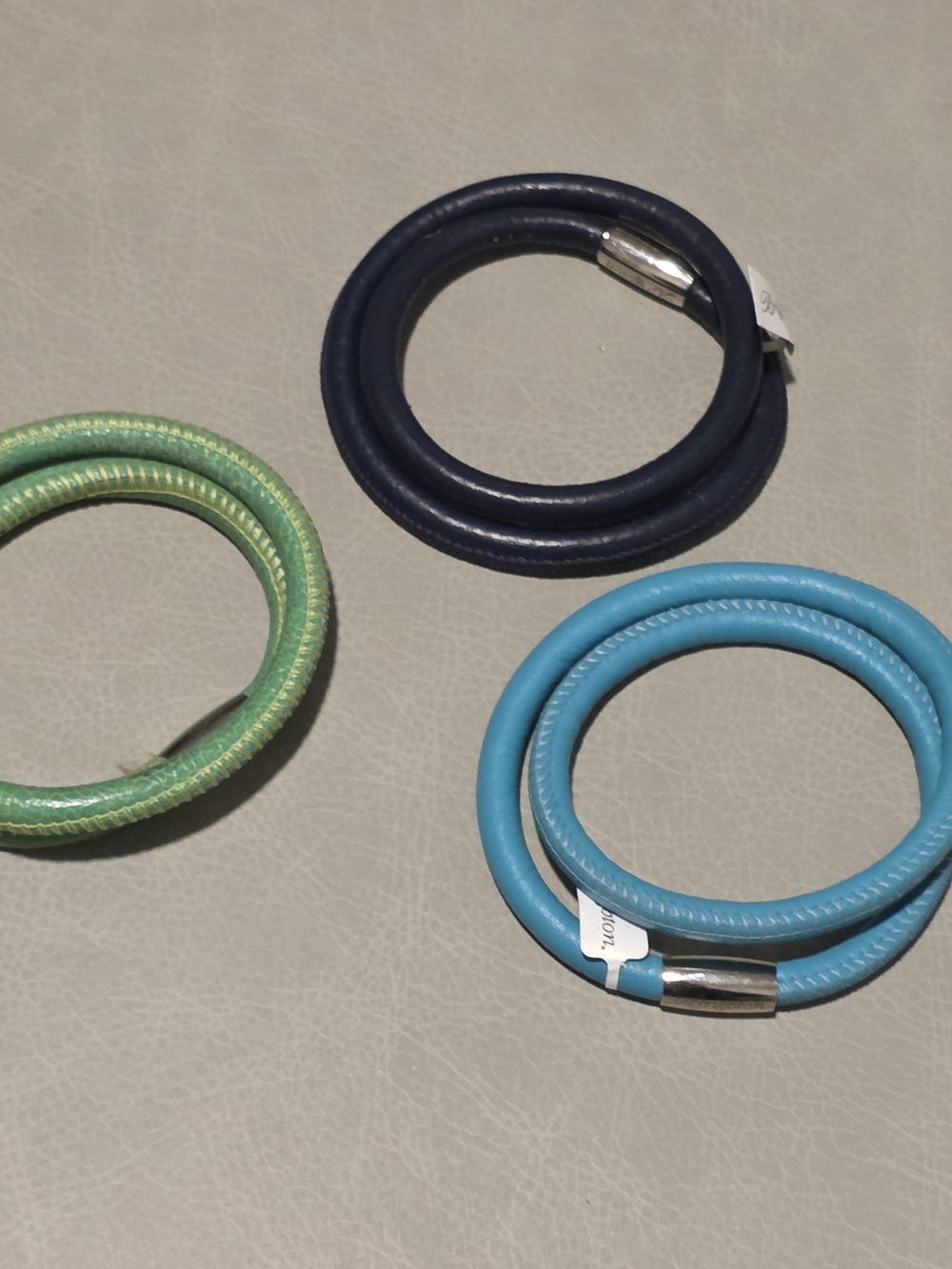 Brighton 10 Piece lot LEATHER TRIPLE DOUBLE SINGLE WOODSTOCK BRACELETS Charms - Picture 3 of 4